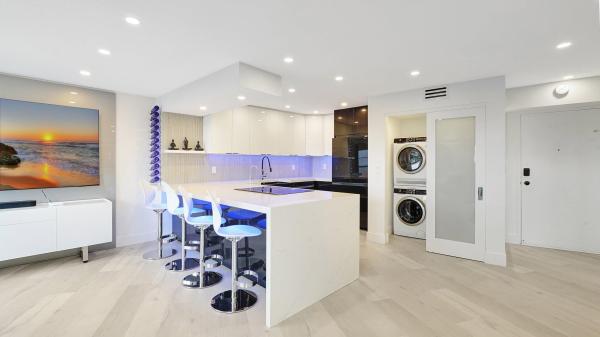 The Warwick, 5100 Dupont Blvd #7E, Lauderdale By The Sea, Florida 33308, image 1