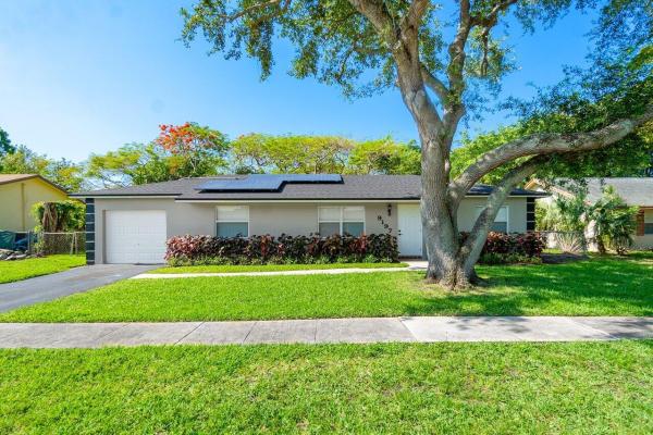 American Homes At Southwind Lakes, 9197 Southampton Pl, Boca Raton, Florida 33434, image 1