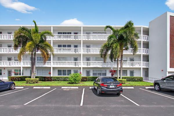 Cambridge, 1116 Cambridge #E, Deerfield Beach, Florida 33442, image 1