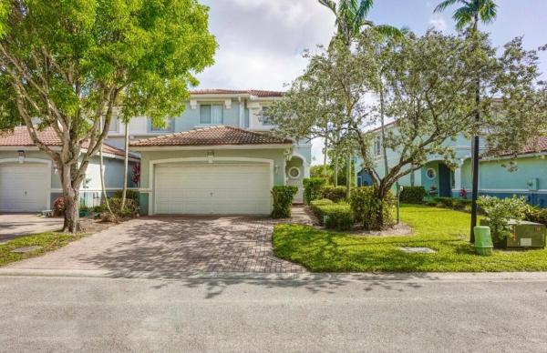 Thousand Oaks, 2218 Oakmont Dr, Riviera Beach, Florida 33404, image 1