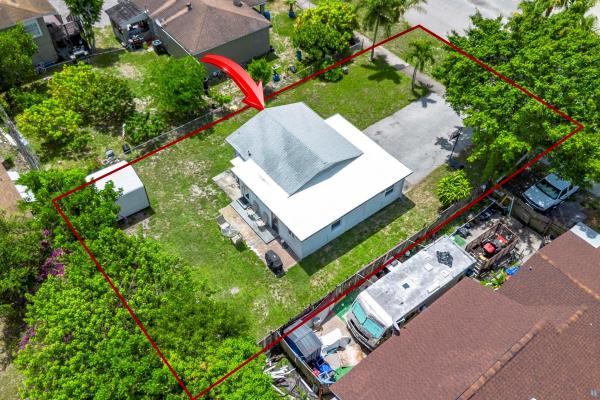 Kenwood, 4337 Clinton Blvd, Lake Worth Beach, Florida 33461, image 1