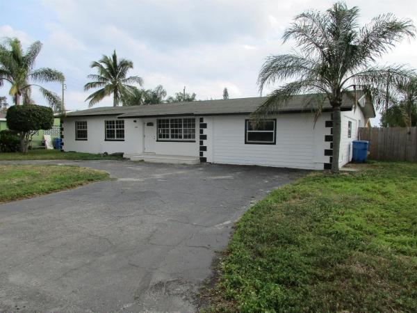 Lantana No HOA, 806 Minnesota St, Lantana, Florida 33462, image 1