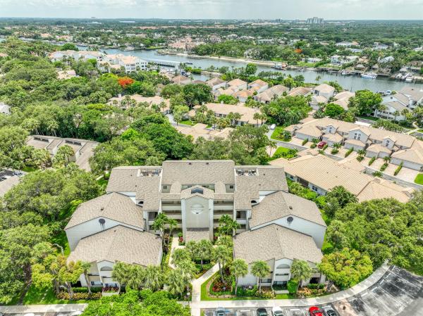 325 Oak Harbour Dr, Juno Beach, Florida 33408, image 1