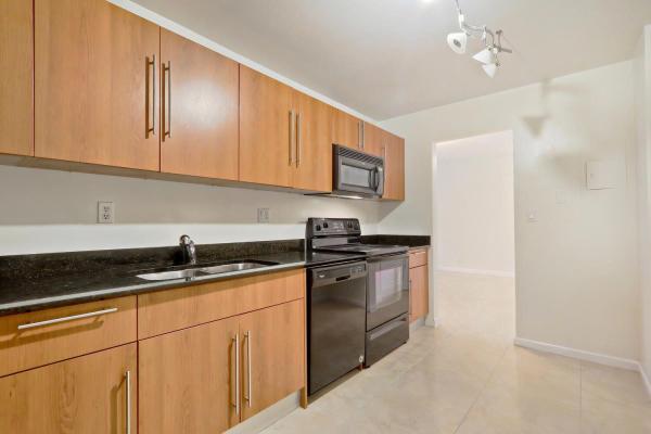 The Residences On Hollywood Beach, 3001 S Ocean Dr #201, Hollywood, Florida 33019, image 1