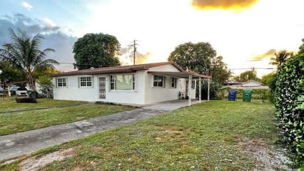 Realsite Estates, 18712 NW 42nd Ct, Miami Gardens, Florida 33055, image 2