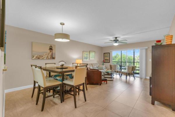 Huntington Lakes 1, 14375 Strathmore Ln #306, Delray Beach, Florida 33446, image 2