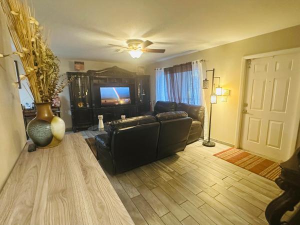 Brentwood Lakes, 6198 Wauconda Way W, Lake Worth, Florida 33463, image 2