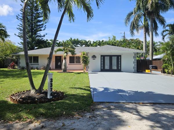 Hypoluxo Village, 3374 Parade Pl, Lake Worth Beach, Florida 33462, image 1