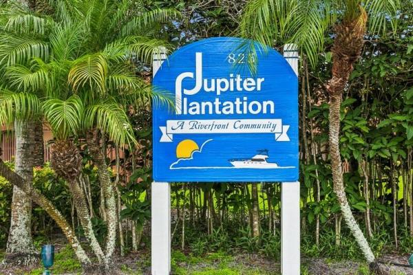 825 Center 32b St, Jupiter, Florida 33458, image 1