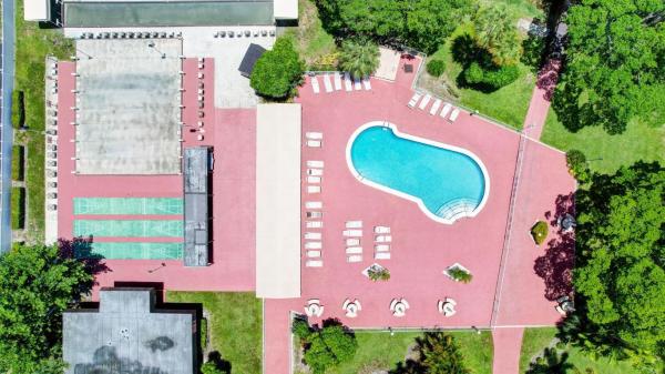 Lauderdale Oaks, 2901 NW 46th Ave #101, Lauderdale Lakes, Florida 33313, image 1