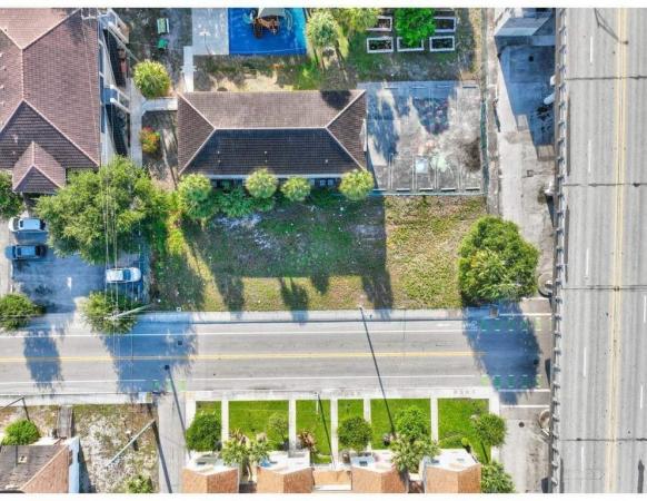 Freshwater Avenue, 1306 Henrietta Ave, West Palm Beach, Florida 33401, image 2