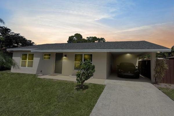 Floresta Pointe, 216 SE Fallon Dr, Port St. Lucie, Florida 34983, image 1