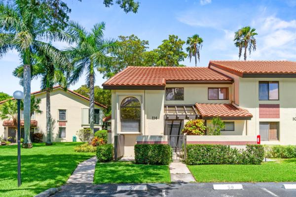 10263 N Circle Lake Dr #201, Boynton Beach, Florida 33437, image 1
