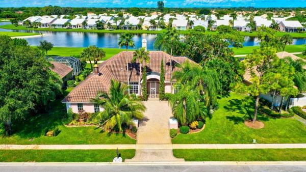 8304 Desmond Dr, Boynton Beach, Florida 33472, image 1