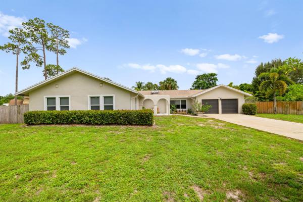 Pinewood East 2 Of Wellington, 12192 Branding Iron Ct, Wellington, Florida 33414, image 1