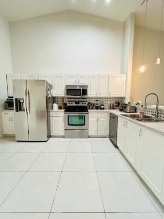 Fairway Views, 7624 Pinewalk Dr S #147, Margate, Florida 33063, image 2