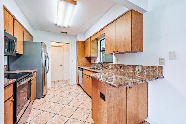 The Acreage, 13758 Temple Blvd, West Palm Beach, Florida 33412, image 3