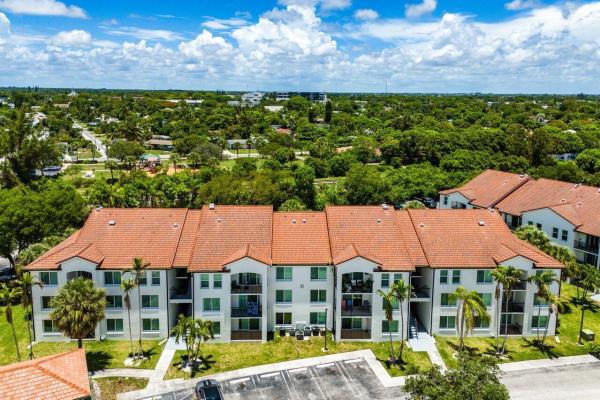 1109 Villa Cir, Boynton Beach, Florida 33435, image 1