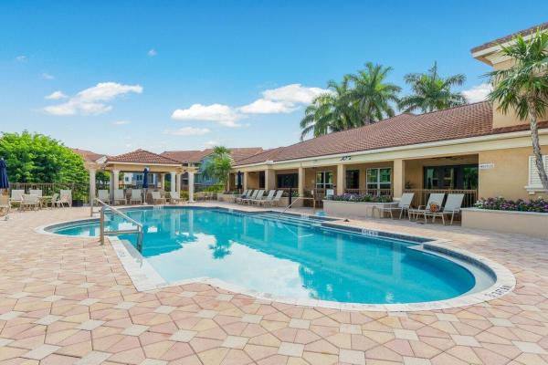 Mirabella Villas, 1109 Villa Ln, Boynton Beach, Florida 33435, image 2
