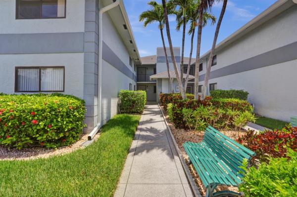 Pembridge At Lakes Of Delray, 15235 Lakes Of Delray Blvd #311, Delray Beach, Florida 33484, image 1
