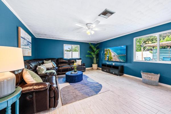 Waterway Manor, 14283 Joan Dr, Palm Beach Gardens, Florida 33410, image 1