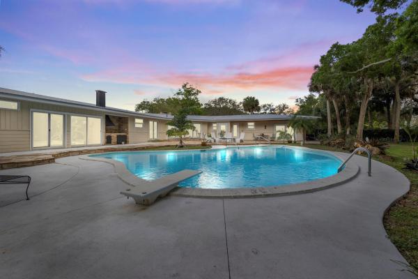 Georgia Terrace, 1001 South 11th St, Fort Pierce, Florida 34950, image 1