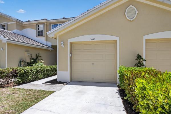 7646 Sonesta Shores Dr, Lake Worth, Florida 33463, image 1