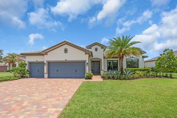 Ancient Tree, 9109 Balsamo Dr, Palm Beach Gardens, Florida 33412, image 1