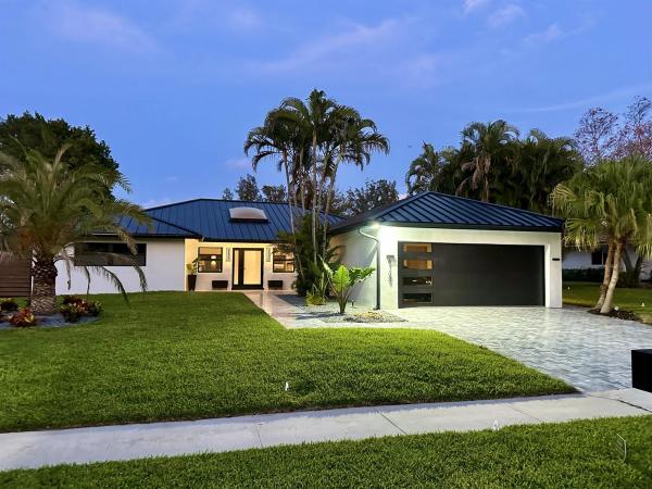 Boca Teeca, 6168 NW 4th Ave, Boca Raton, Florida 33487, image 1