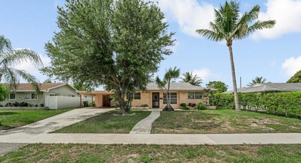 Knotty Pine Acres, 4840 Pineaire Ln, West Palm Beach, Florida 33417, image 1