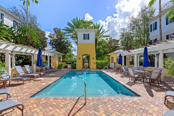 Annex At Magnolia Court, 1970 S Dixie Hwy #R2, West Palm Beach, Florida 33401, image 1