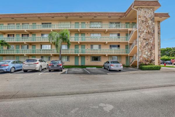 Village Green 2, 300 Village Green Cir #120, Palm Springs, Florida 33461, image 1