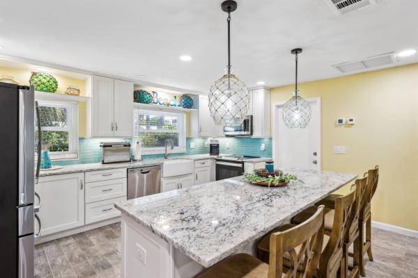 Palm Beach Shores Residential, 1130 Island Rd, Palm Beach Shores, Florida 33404, image 2