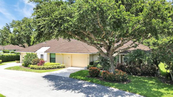 Twelve Oaks, 11337 Briarwood Pl, North Palm Beach, Florida 33408, image 1