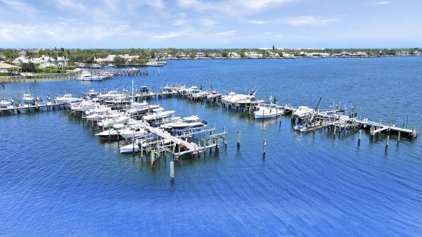 Twelve Oaks, 11337 Briarwood Pl, North Palm Beach, Florida 33408, image 2