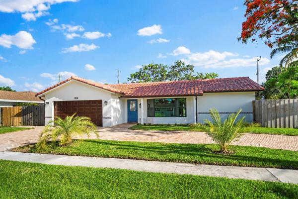 Country Club Village, 1318 NW 4th St St, Boca Raton, Florida 33486, image 1