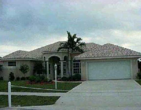 Cypress Ridge, 554 N Cypress Dr, Tequesta, Florida 33469, image 1