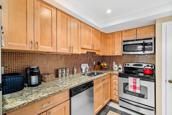 The Barrton, 555 SE 6th Ave #11E, Delray Beach, Florida 33483, image 3