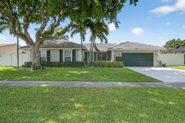 The Fairways, 5717 Golfway Dr, Boca Raton, Florida 33433, image 1