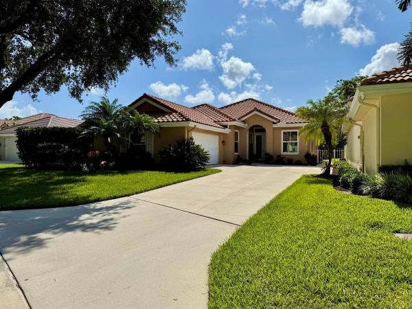 The Hamptons At Maplewood, 187 Hampton Cir, Jupiter, Florida 33458, image 1