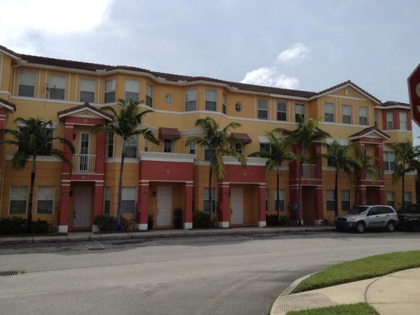 Shoma Townhomes At Royal Palm Beach, 3306 Shoma Dr #305, Royal Palm Beach, Florida 33414, image 1