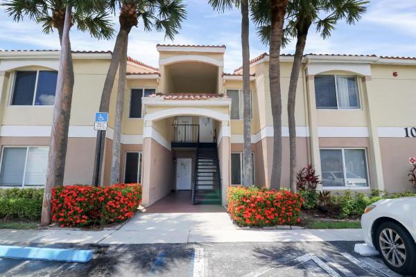 Casablanca Isles, 815 W Boynton Beach Blvd #10-202, Boynton Beach, Florida 33426, image 1