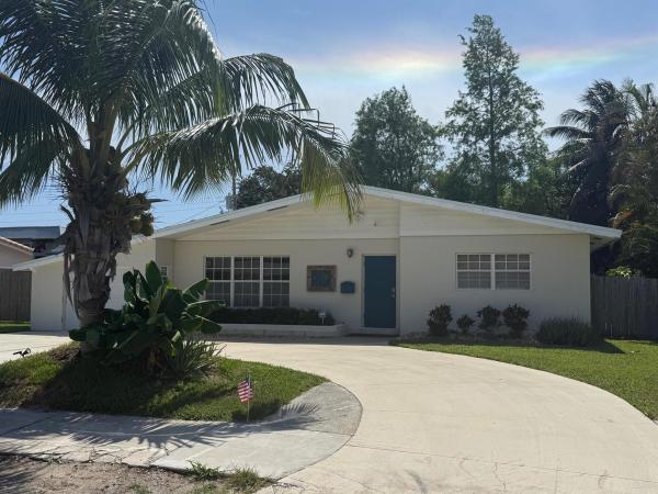 Deerfield Beach Gardens, 408 SE 8th Ave, Deerfield Beach, Florida 33441, image 1