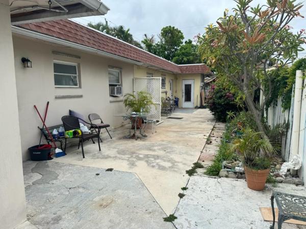 Lakeview Ridge, 4601 Lake Ave, West Palm Beach, Florida 33405, image 1