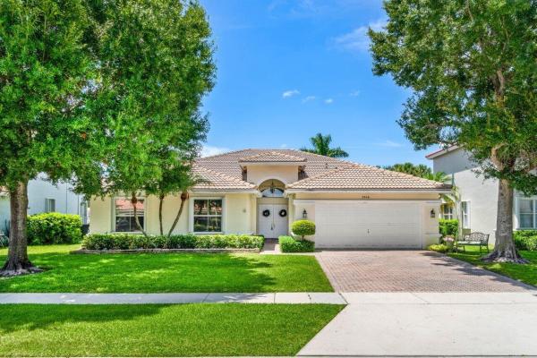 Bay Hill Village, 5946 Bay Hill Cir, Lake Worth Beach, Florida 33463, image 1