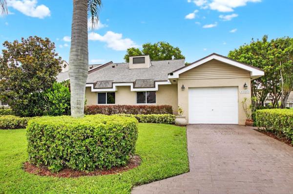 Marseilles Court At The Fountains Of Palm Beach, 6858 Fountains Cir, Lake Worth Beach, Florida 33467, image 1