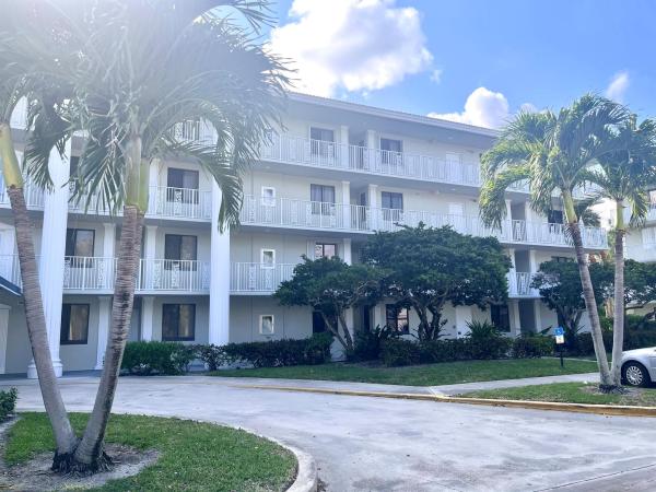Whitehall Village, 2581 Village Blvd #205, West Palm Beach, Florida 33409, image 1