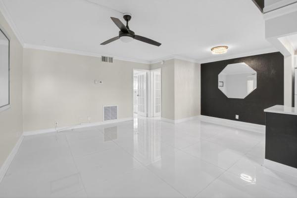 Hampton Gardens, 808 SE 7th St #107, Deerfield Beach, Florida 33441, image 1