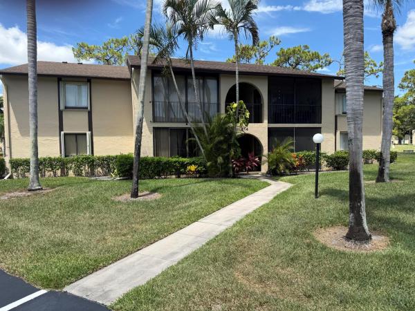 414 Pine Glen Ln #B-1, Greenacres, Florida 33463, image 1