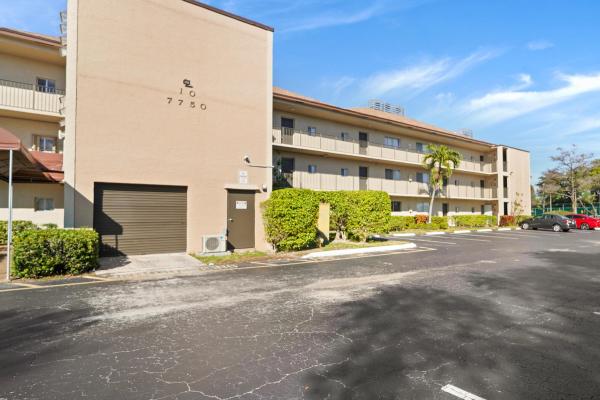 Cascades Of Lauderhill, 7750 NW 50th St #106, Lauderhill, Florida 33351, image 1